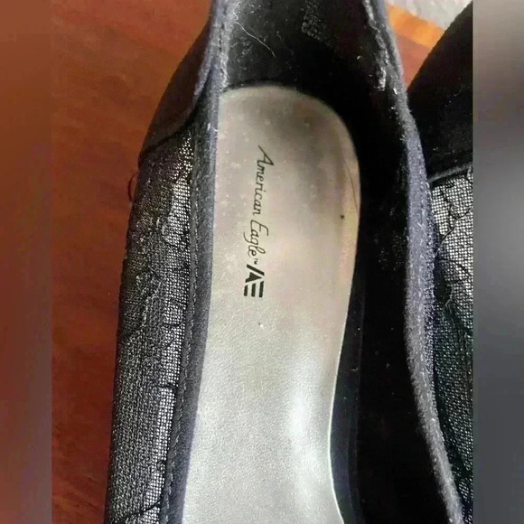 - American Eagle Black Slide On Pumps Size 5 - Picture 4 of 9